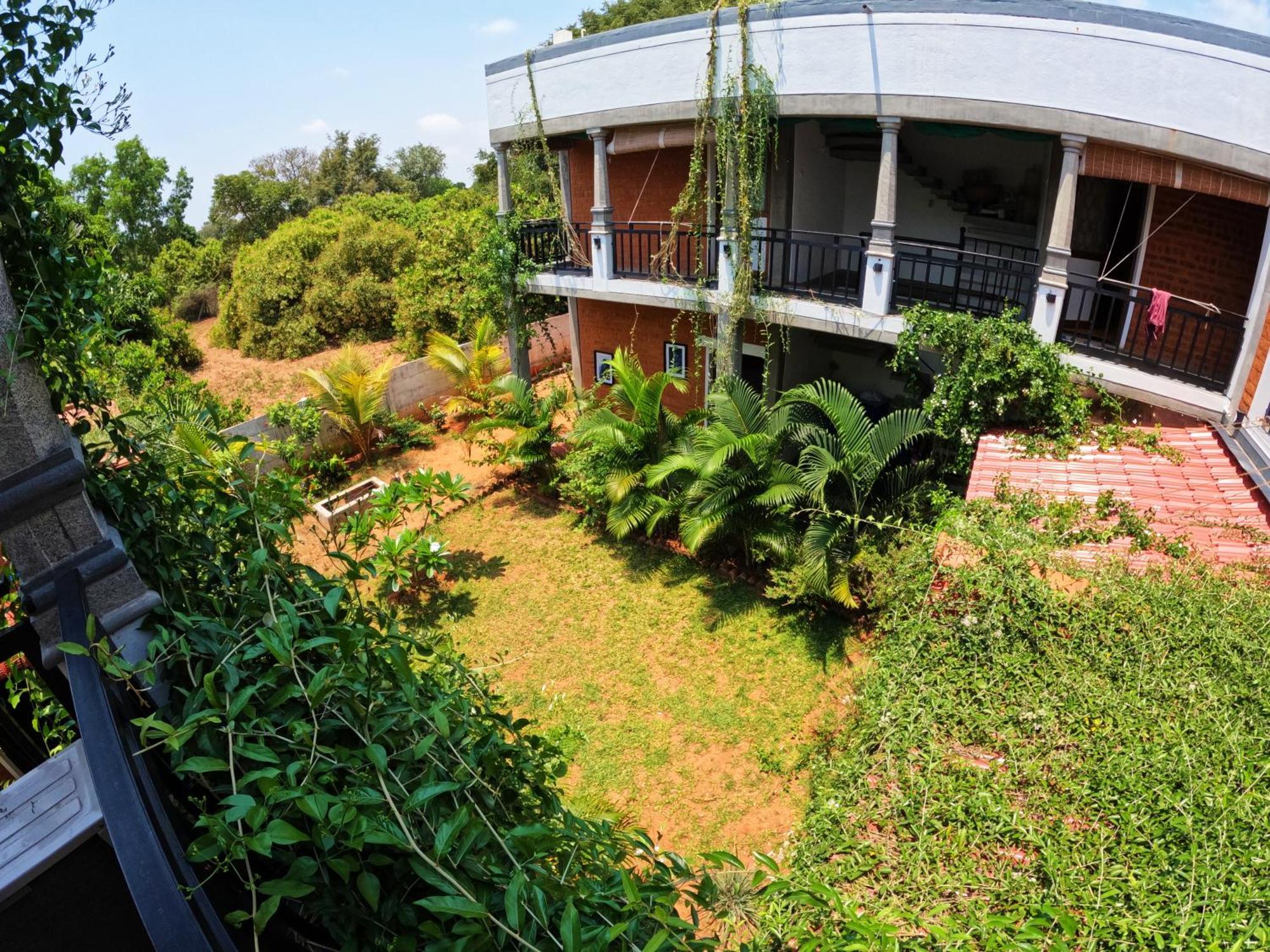 Wow Farm House Auroville Ngoại thất bức ảnh